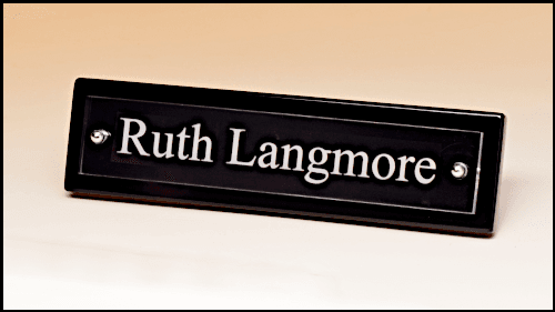 Black Piano-Finish Nameplate.