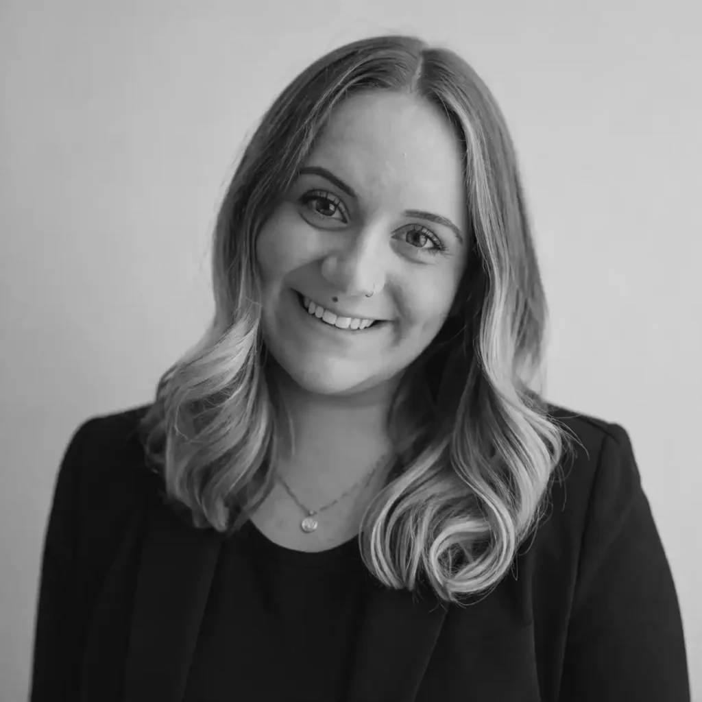 Lauryn Maciaszek - VP of Operations at All American Awards & Uniforms.
