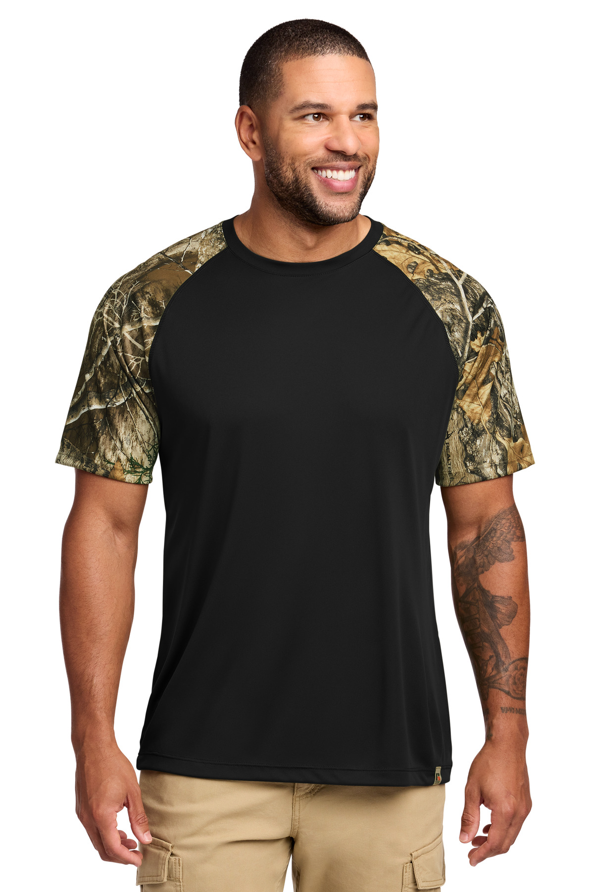 Russell Outdoors  Realtree ® Colorblock Performance Tee RU151